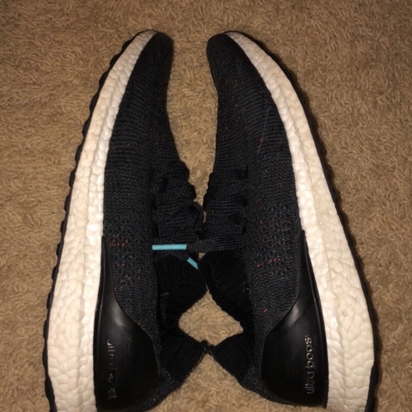 Uncaged ultra boost size 8.5 - Picture 7 of 7
